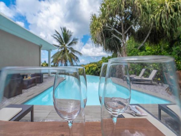 Martinique Home 1027256