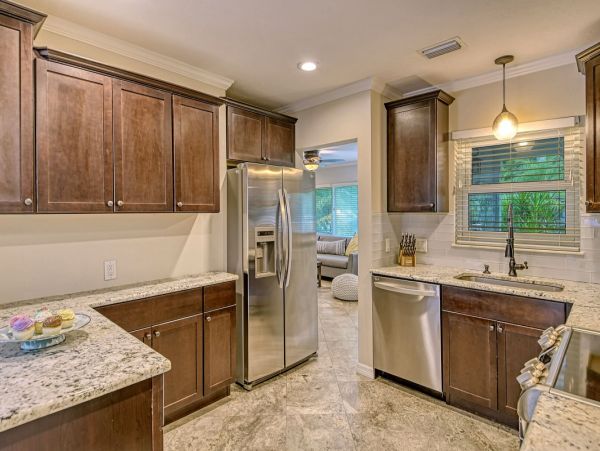 Sarasota Vacation Pool Home Three Bedrooms Sleeps 8 Guests