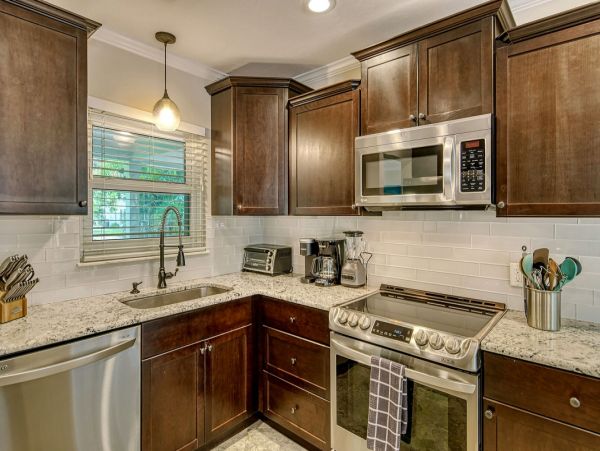 Sarasota Vacation Pool Home Three Bedrooms Sleeps 8 Guests
