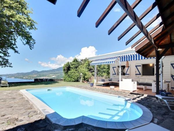 Martinique Home 1027259