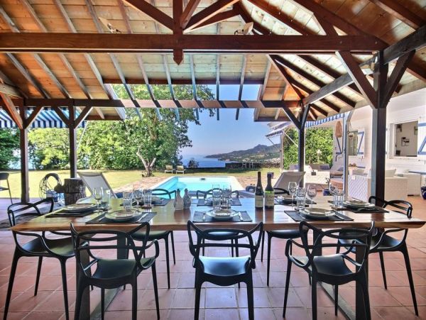 Martinique Home 1027259