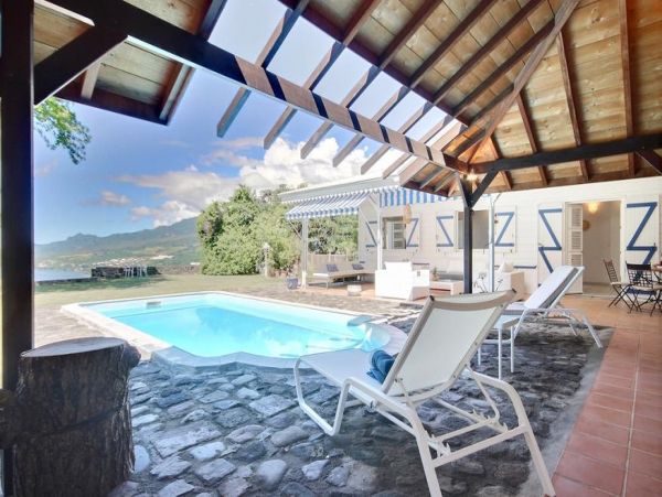 Martinique Home 1027259