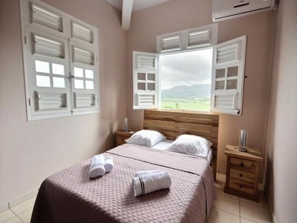 Martinique Home 1027260