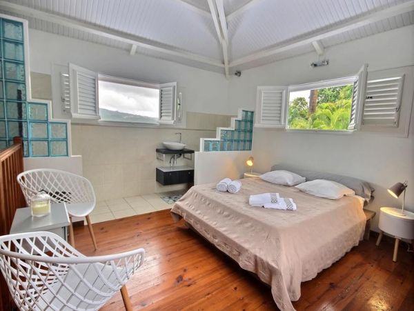Martinique Home 1027260