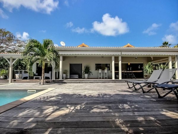 Martinique Home 1027261