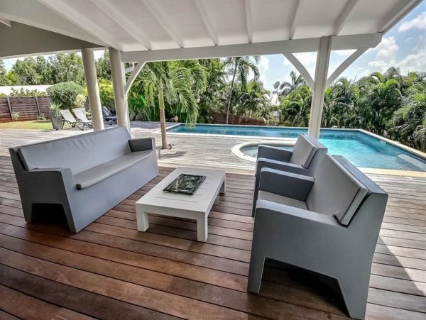 Martinique Home 1027261