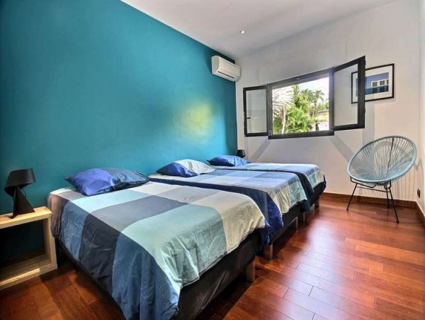 Martinique Home 1027261
