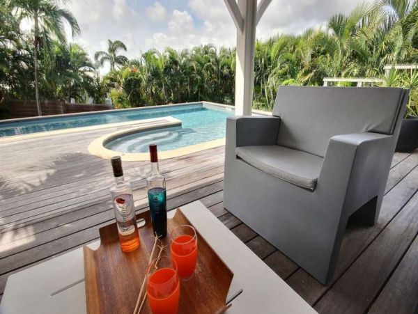 Martinique Home 1027261