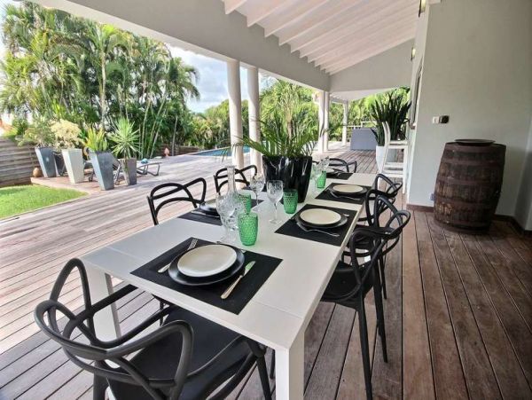 Martinique Home 1027261