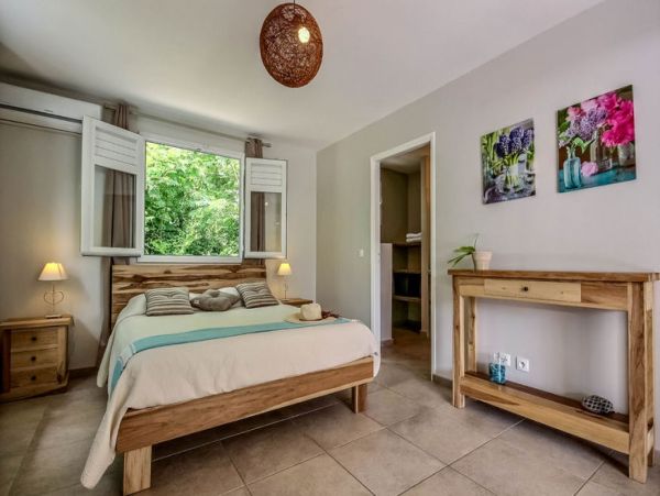 Martinique Home 1027262