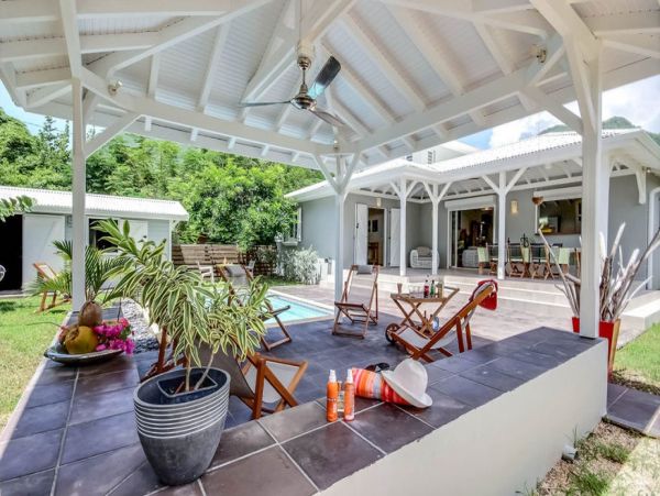 Martinique Home 1027262