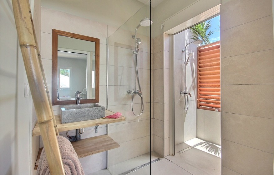 Martinique Home 1027265