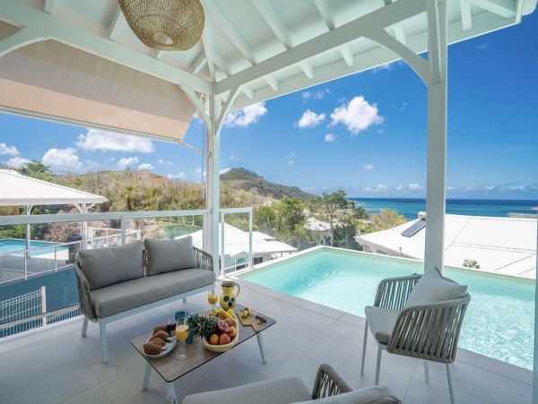 Martinique Home 1027265