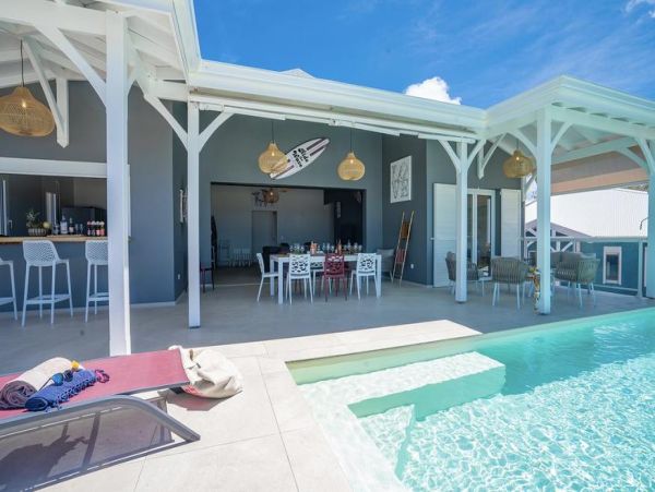 Martinique Home 1027265