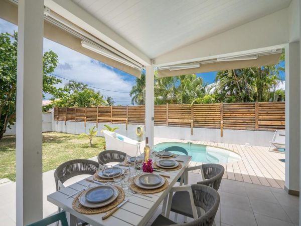 Martinique Home 1027266