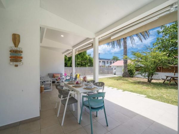 Martinique Home 1027266