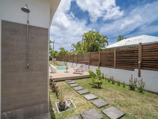 Martinique Home 1027266