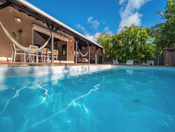 Martinique Home 1027267