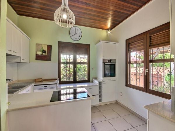 Martinique Home 1027267