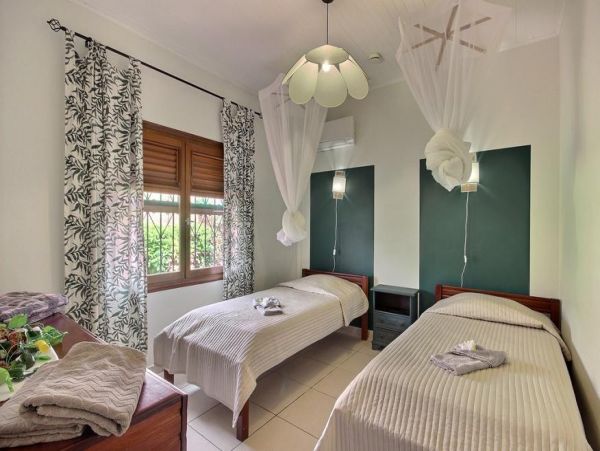 Martinique Home 1027267