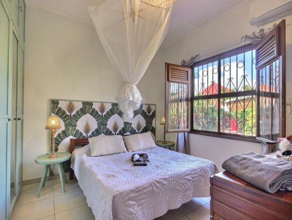 Martinique Home 1027267