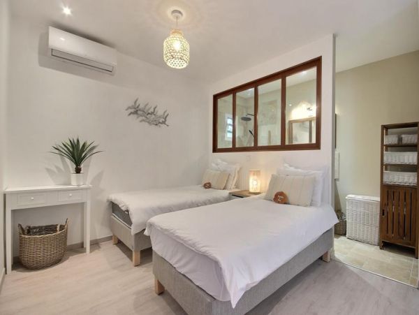 Martinique Home 1027268