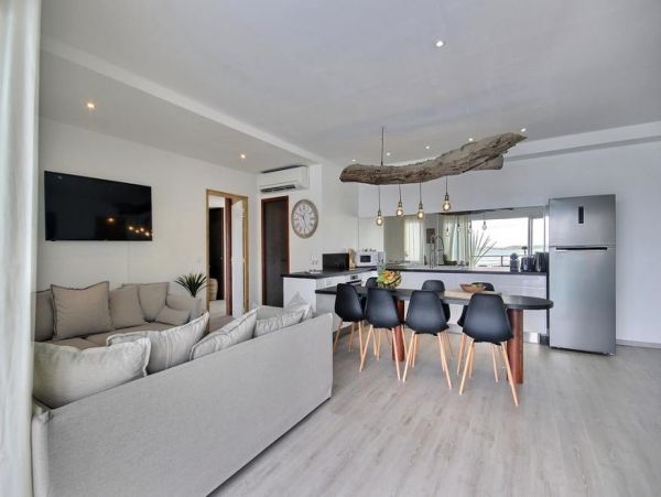 Martinique Home 1027268