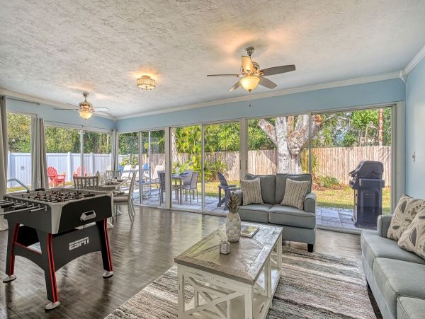 Sarasota Vacation Pool Home Three Bedroom