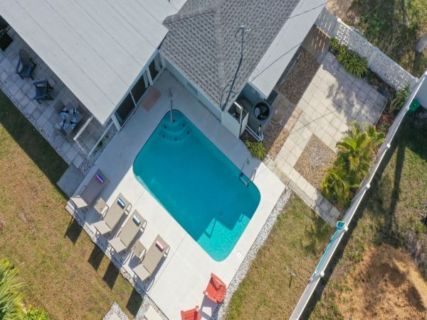 Sarasota Vacation Pool Home Three Bedroom