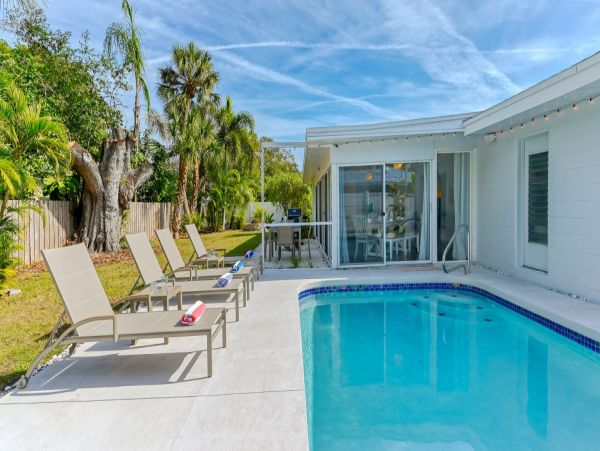 Sarasota Vacation Pool Home Three Bedroom