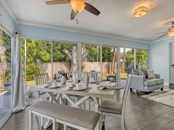 Sarasota Vacation Pool Home Three Bedroom