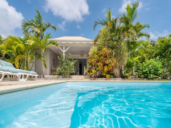 Martinique Home 1027270
