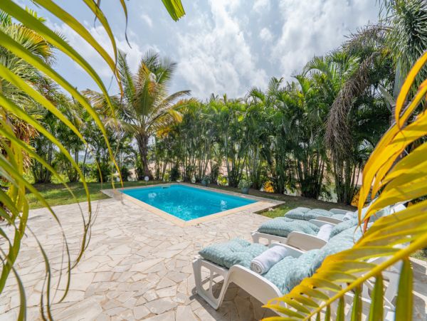 Martinique Home 1027270