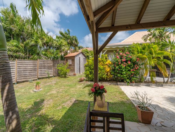 Martinique Home 1027270