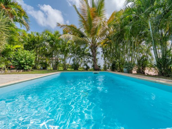 Martinique Home 1027270