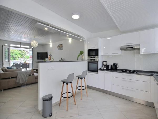 Martinique Home 1027271