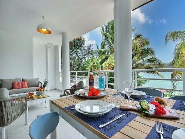 Martinique Home 1027272