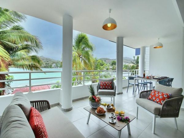 Martinique Home 1027272