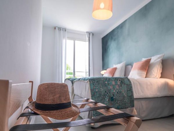 Martinique Home 1027272