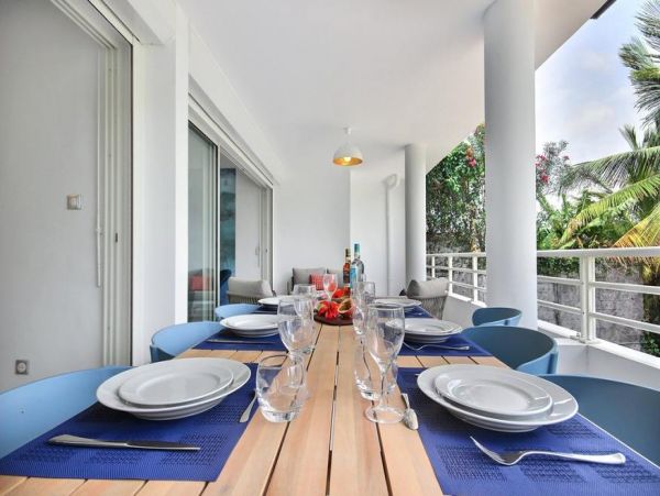 Martinique Home 1027272