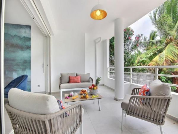 Martinique Home 1027272