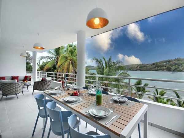 Martinique Home 1027273