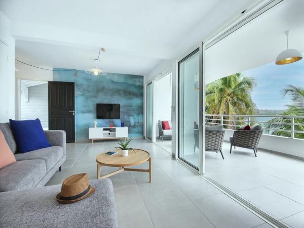 Martinique Home 1027273