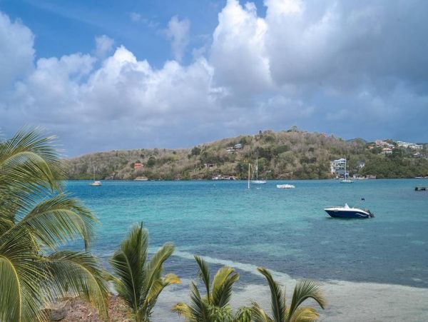 Martinique Home 1027273