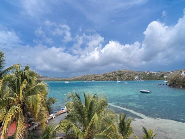 Martinique Home 1027273