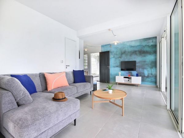 Martinique Home 1027273