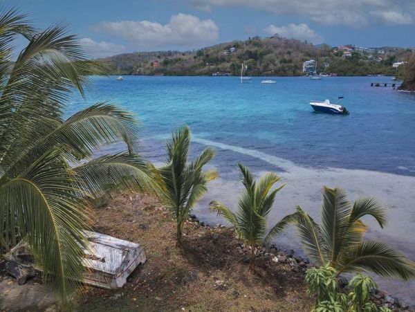 Martinique Home 1027273