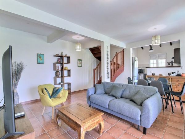 Martinique Home 1027276