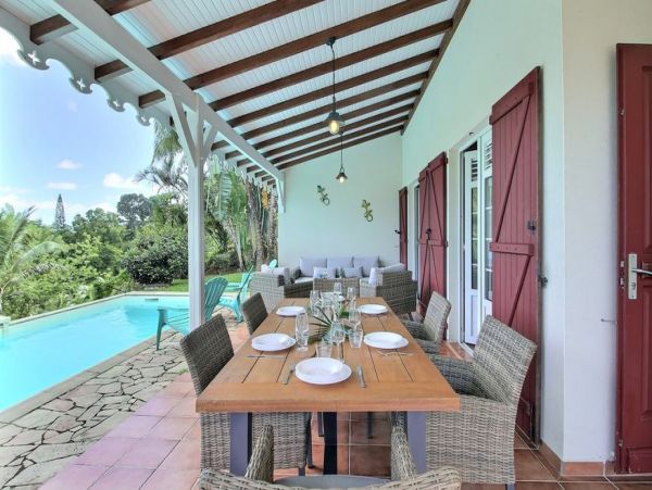 Martinique Home 1027276