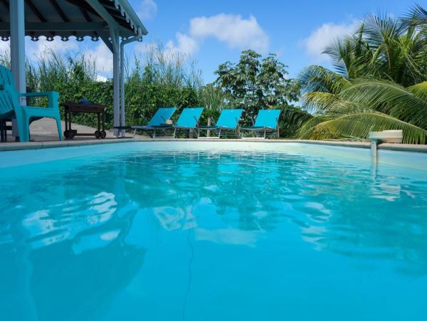 Martinique Home 1027276